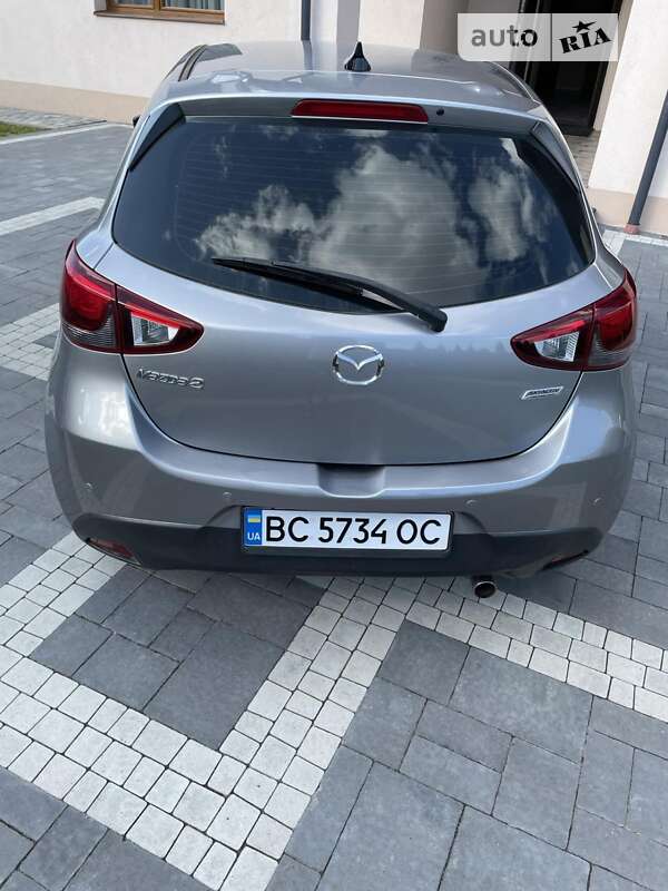 Хэтчбек Mazda 2 2015 в Львове