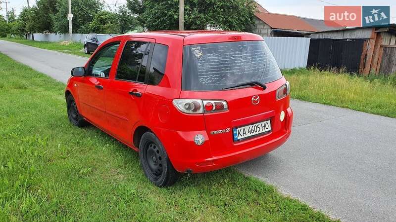 Хэтчбек Mazda 2 2005 в Буче