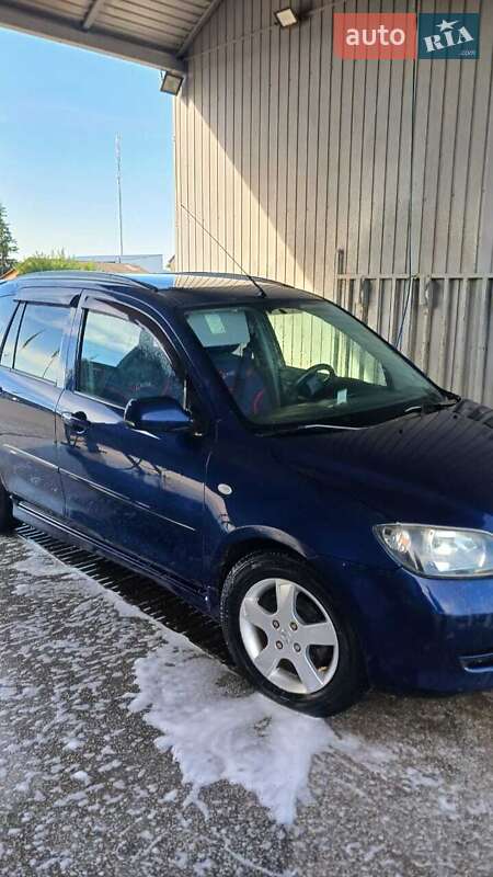 Хэтчбек Mazda 2 2004 в Сокирянах