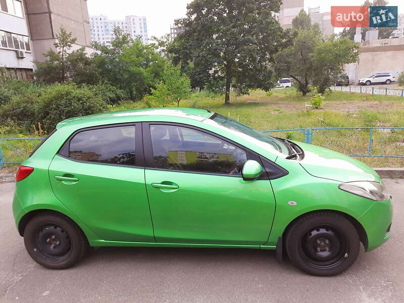 Mazda 2 2008
