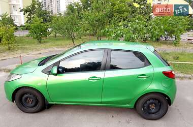 Хэтчбек Mazda 2 2008 в Киеве