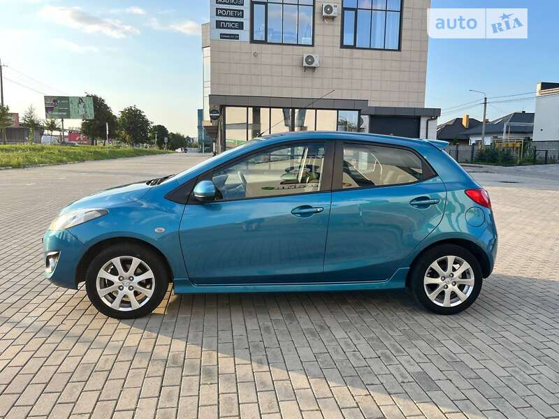 Хэтчбек Mazda 2 2011 в Ровно фото 8 Хэтчбек Mazda 2 2011 в Ровно