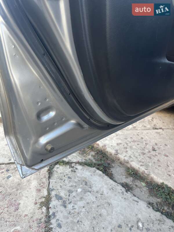 Хэтчбек Mazda 2 2009 в Синельниково