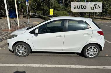 Хетчбек Mazda 2 2011 в Миколаєві