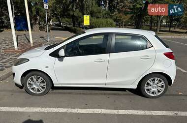 Хэтчбек Mazda 2 2011 в Николаеве