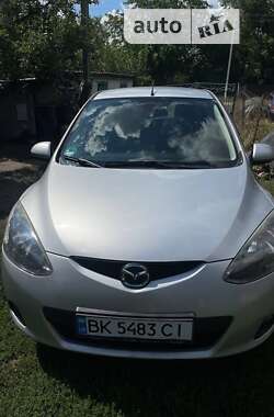 Хетчбек Mazda 2 2008 в Павлограді