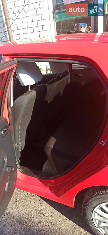 Хэтчбек Mazda 2 2014 в Черкассах