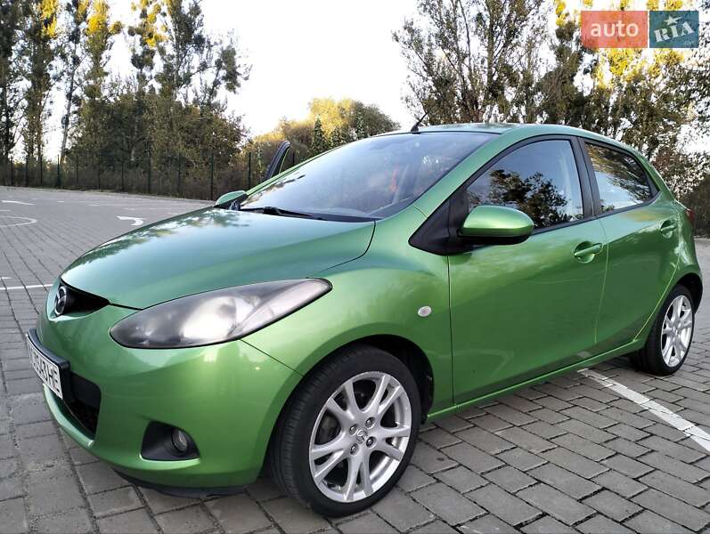 Хетчбек Mazda 2 2008 в Луцьку