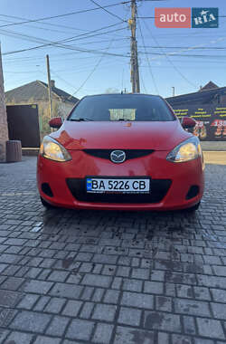 Хетчбек Mazda 2 2010 в Первомайську