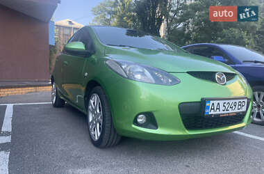 Хэтчбек Mazda 2 2008 в Киеве