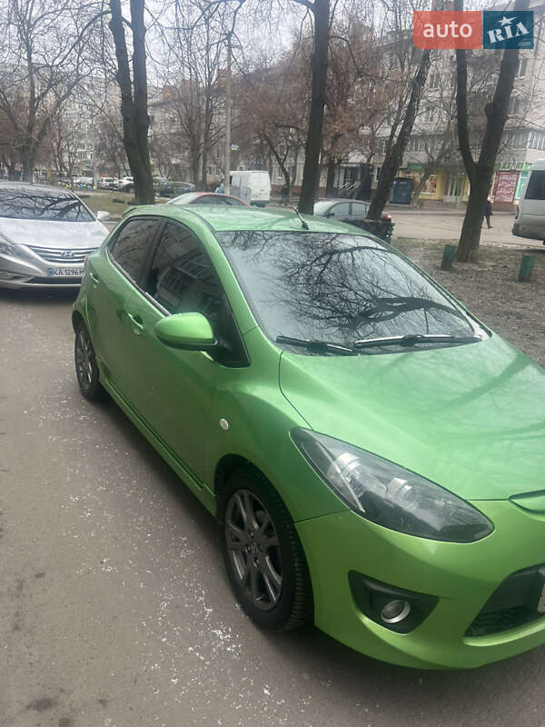Хэтчбек Mazda 2 2009 в Белой Церкви