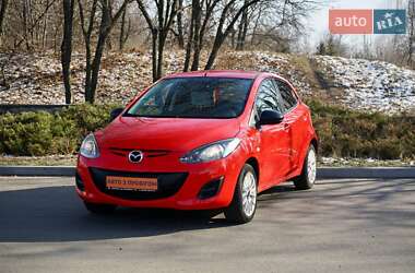 Хетчбек Mazda 2 2014 в Черкасах