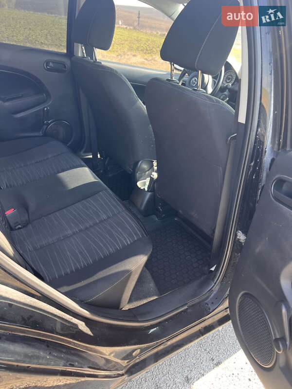 Хэтчбек Mazda 2 2007 в Бережанах