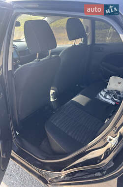 Хэтчбек Mazda 2 2007 в 