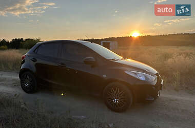MAZDA 2 2013