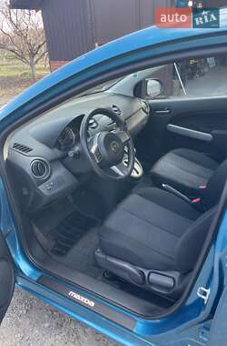 Хэтчбек Mazda 2 2012 в Запорожье