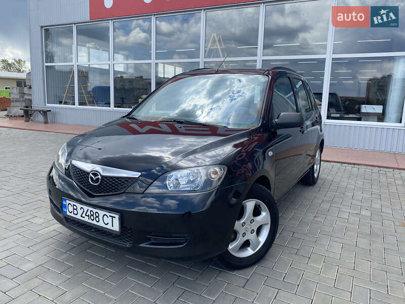Mazda 2 2004