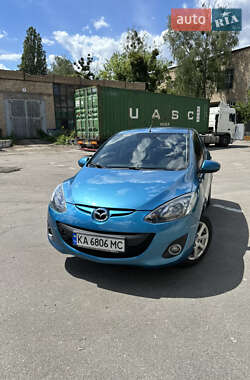 Хэтчбек Mazda 2 2011 в Киеве
