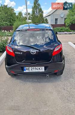 Хэтчбек Mazda 2 2009 в 