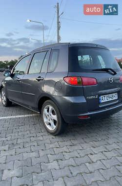 Хетчбек Mazda 2 2004 в Надвірній