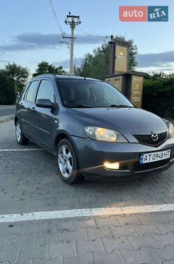 Хэтчбек Mazda 2 2004 в 