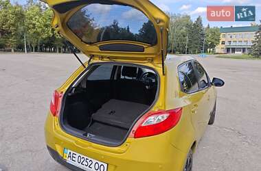 Хэтчбек Mazda 2 2008 в Лозовой