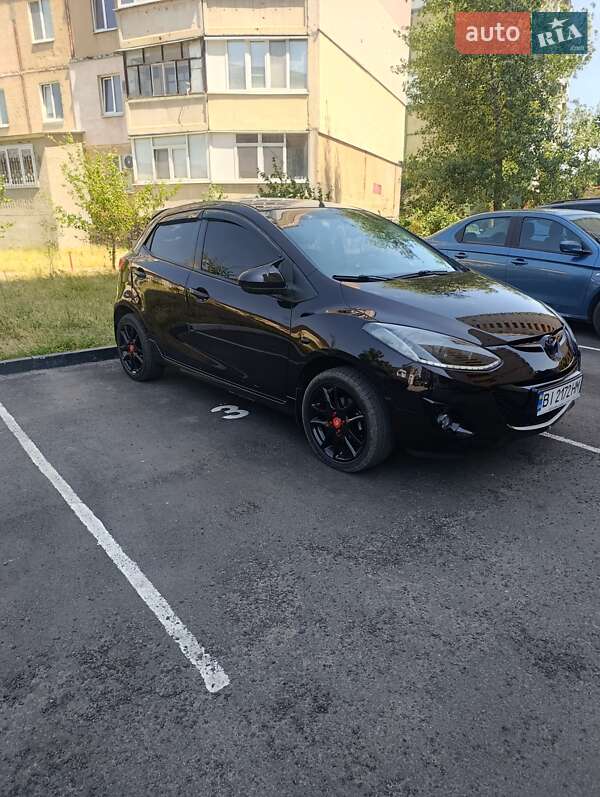 Хэтчбек Mazda 2 2011 в Полтаве фото 3 Хэтчбек Mazda 2 2011 в Полтаве