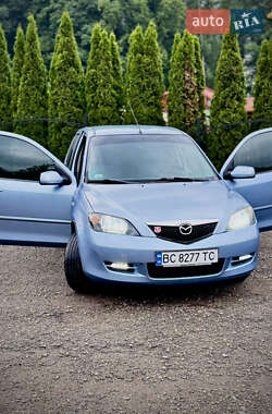 Хэтчбек Mazda 2 2005 в 