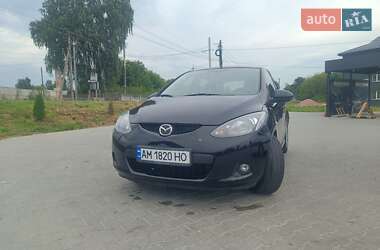Хэтчбек Mazda 2 2008 в Житомире