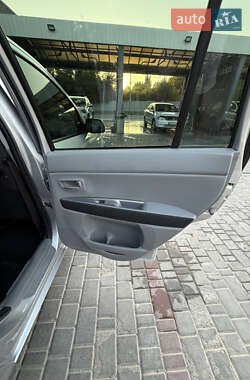 Хэтчбек Mazda 2 2004 в Каменец-Подольском