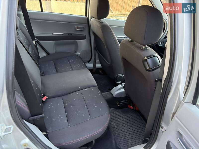 Хэтчбек Mazda 2 2004 в Житомире фото 5 Хэтчбек Mazda 2 2004 в Житомире