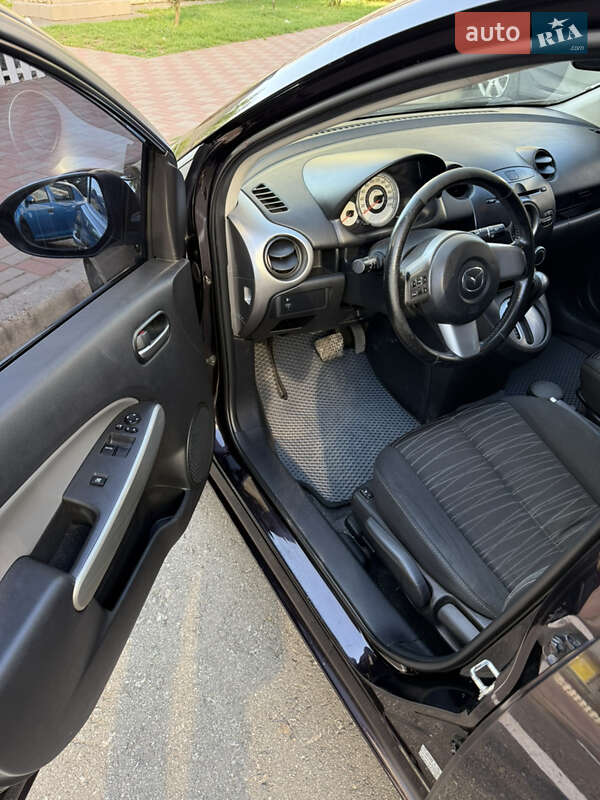 Хетчбек Mazda 2 2008 в Києві