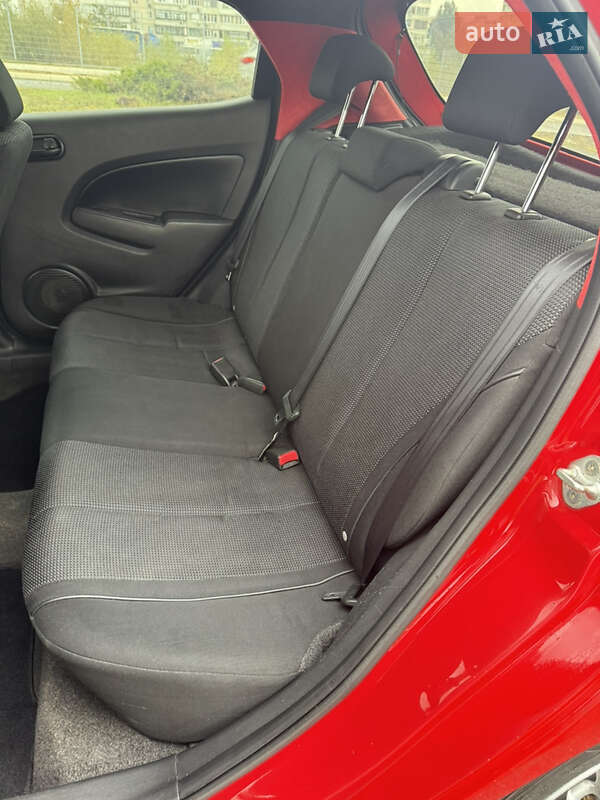 Хэтчбек Mazda 2 2008 в Киеве