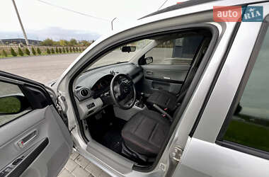 Хэтчбек Mazda 2 2004 в 