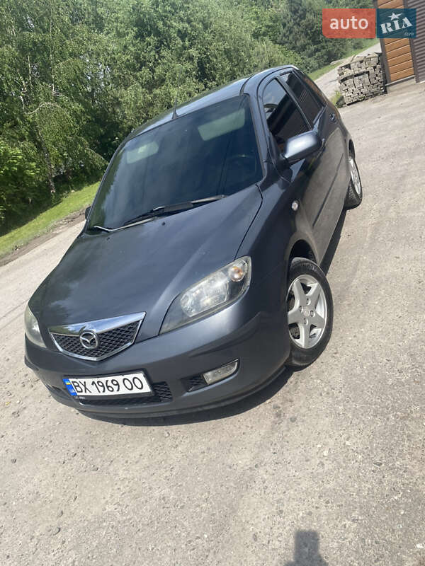 Хэтчбек Mazda 2 2004 в Теофиполе
