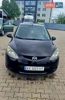 Хэтчбек Mazda 2 2007 в Староконстантинове
