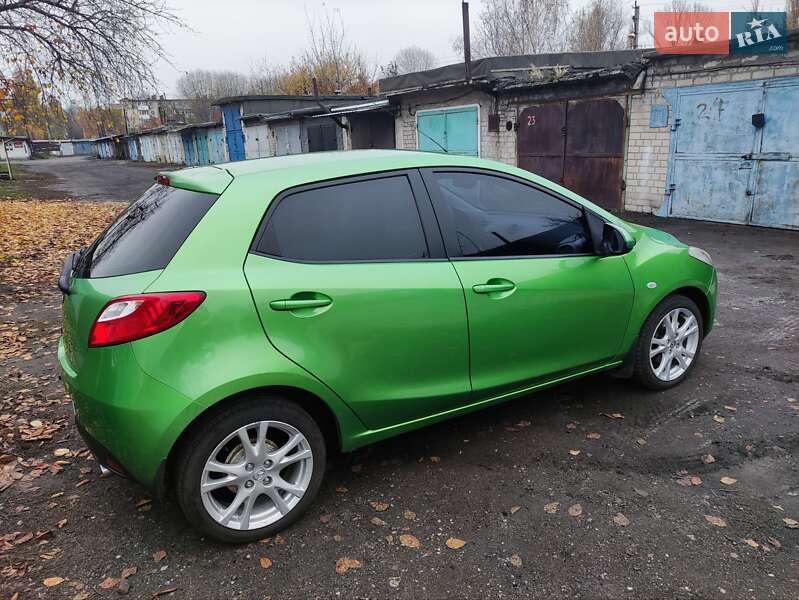Хэтчбек Mazda 2 2008 в Першотравенске фото 8 Хэтчбек Mazda 2 2008 в Першотравенске