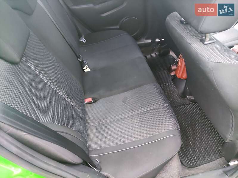 Хэтчбек Mazda 2 2008 в Першотравенске фото 22 Хэтчбек Mazda 2 2008 в Першотравенске