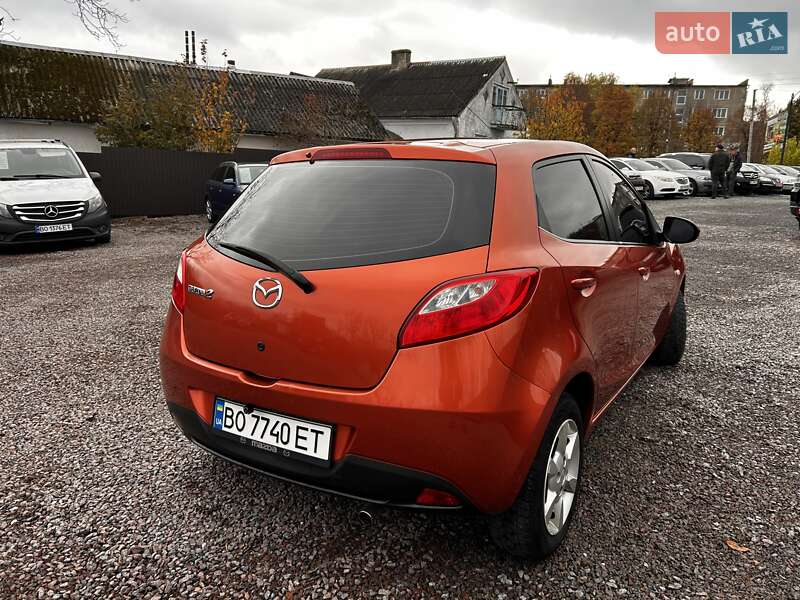 Хэтчбек Mazda 2 2008 в Кременце