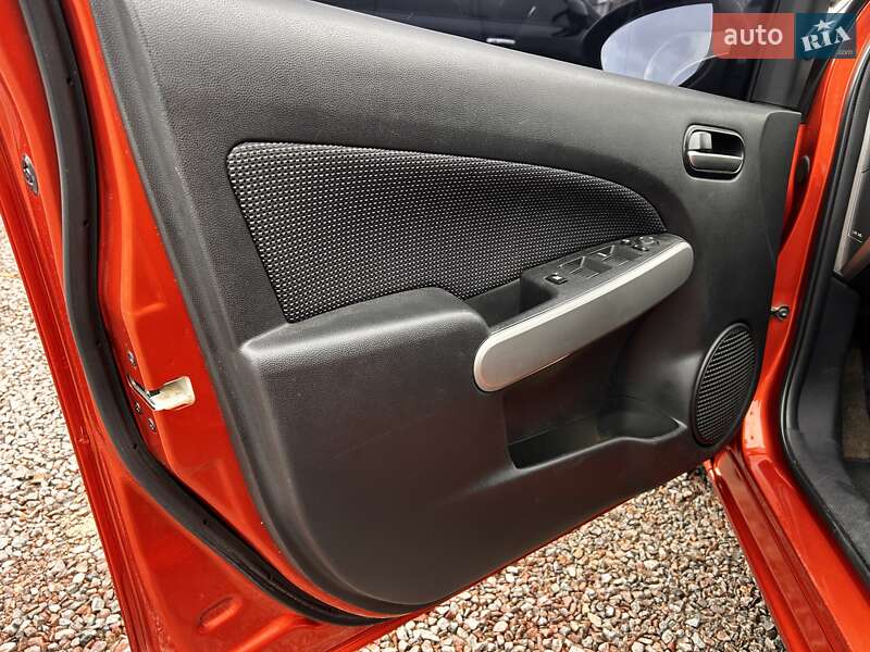 Хэтчбек Mazda 2 2008 в Кременце