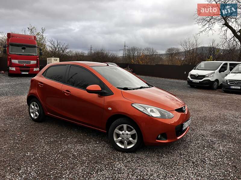 Хэтчбек Mazda 2 2008 в Кременце