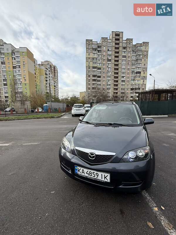 Хетчбек Mazda 2 2007 в Києві фото 2 Хетчбек Mazda 2 2007 в Києві