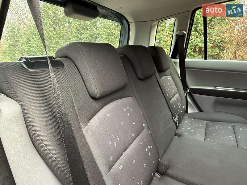 Хетчбек Mazda 2 2004 в Рівному фото 27 Хетчбек Mazda 2 2004 в Рівному