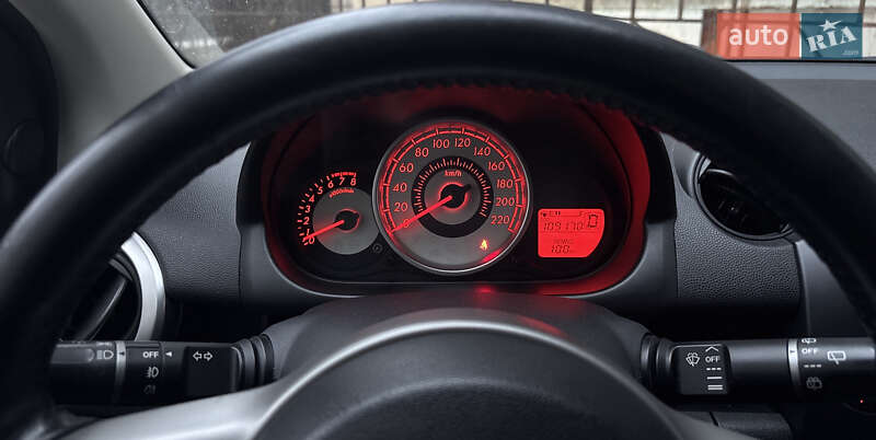 Хэтчбек Mazda 2 2008 в Киеве