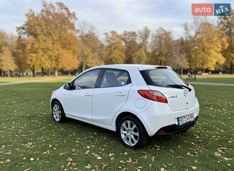 Хетчбек Mazda 2 2011 в Тернополі фото 3 Хетчбек Mazda 2 2011 в Тернополі