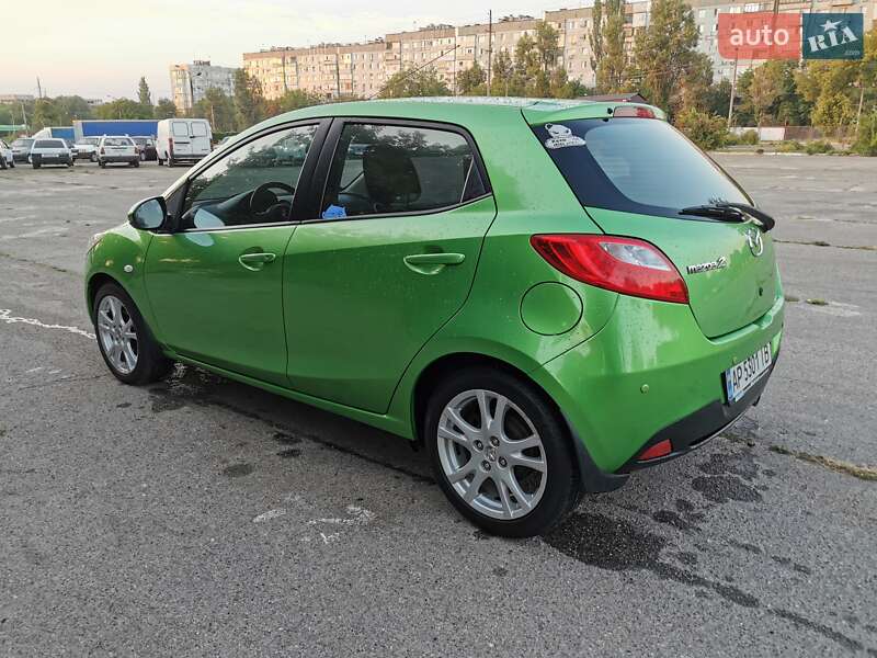 Хетчбек Mazda 2 2009 в Запоріжжі фото 5 Хетчбек Mazda 2 2009 в Запоріжжі