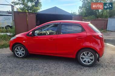 Хэтчбек Mazda 2 2010 в Кременчуге фото 2 Хэтчбек Mazda 2 2010 в Кременчуге