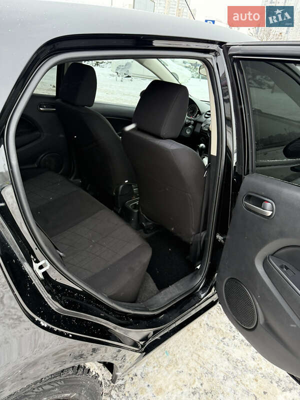 Хэтчбек Mazda 2 2011 в Киеве