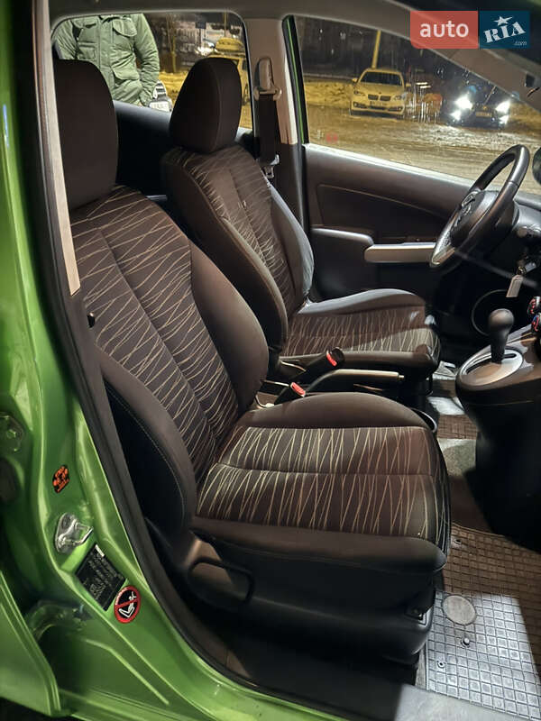 Хэтчбек Mazda 2 2008 в Киеве