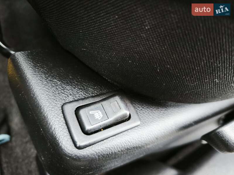 Хэтчбек Mazda 2 2008 в Полтаве